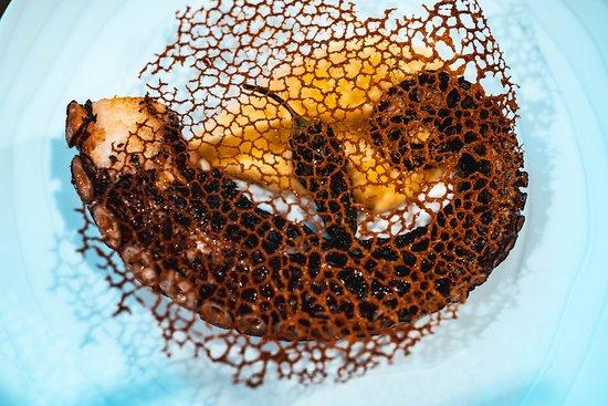 Vuela Tapas & Cocktail Bar